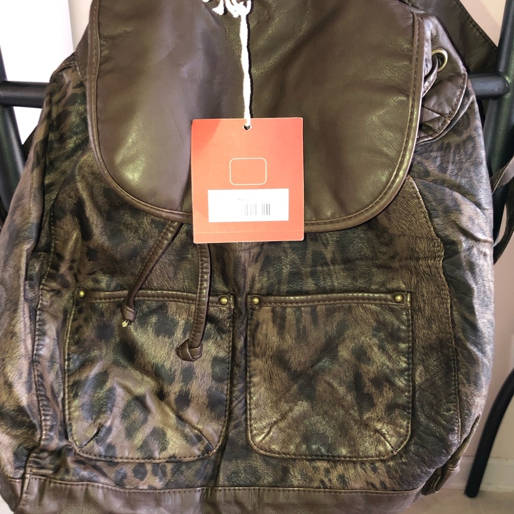 Brown/Black Leopard Print Knapsack